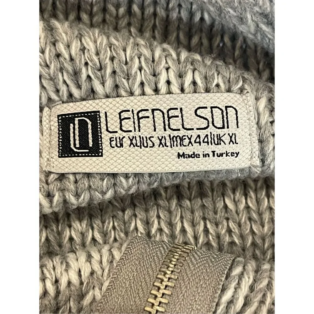 Leif Nelson Women’s XL grey zippered cardigan